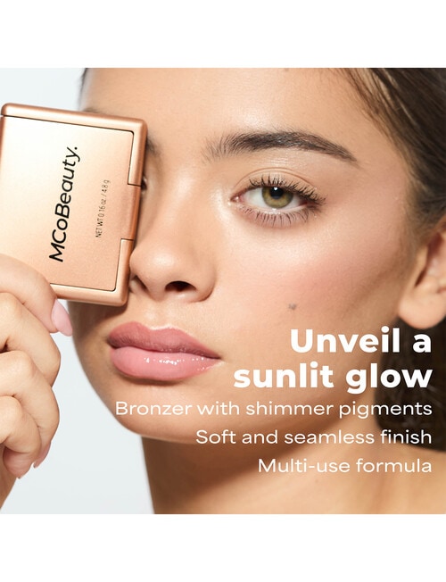MCoBeauty Summer Glow Bronzing Powder product photo View 04 L