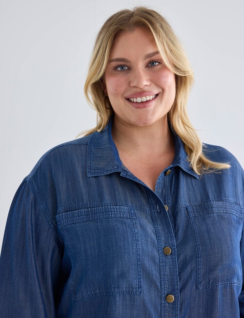 Studio Curve Cuffed 3/4 Sleeve Stepped Hem Jacket, Denim product photo View 04 L