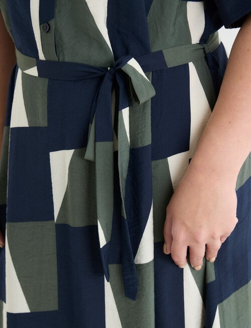 Studio Curve Short Sleeve Shirt Dress, Bright Navy & Foliage Print product photo View 04 L