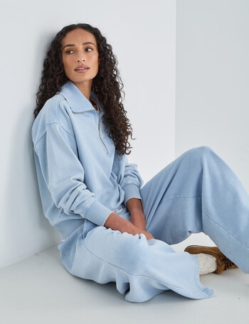 Zest Lounge Brushed 1/4 Zip Sweatshirt, Blue Wash product photo