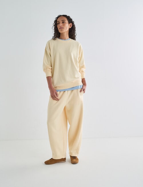 Zest Lounge Brushed Barrel Leg Jogger, Golden product photo View 03 L