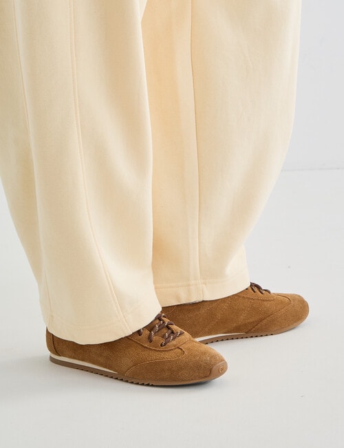 Zest Lounge Brushed Barrel Leg Jogger, Golden product photo View 04 L
