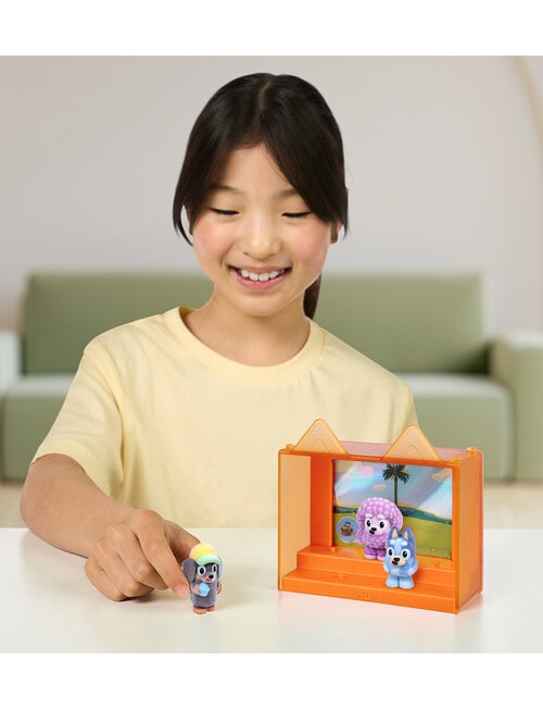 Bluey Fuzzies Episode Figure Pack, Series 1, Assorted product photo View 07 L