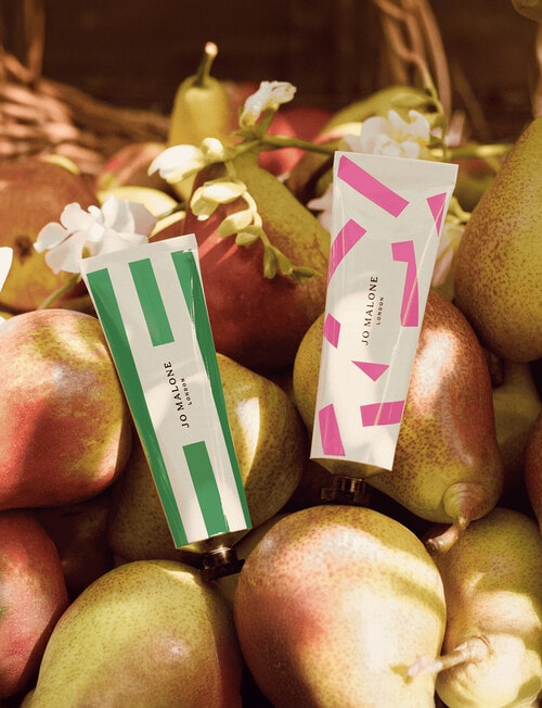 Jo Malone London English Pear & Freesia Hand Cream, 2026 Edition, 30ml product photo View 03 L