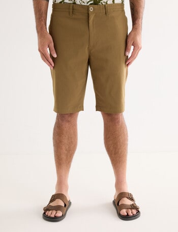 Kauri Trail Tread Short, Tan product photo