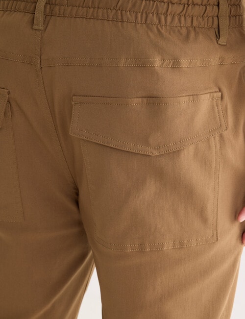 Kauri Trail Tread Short, Tan product photo View 05 L