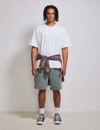 AIR SPACE Carpenter Denim Short, Faded Blue product photo