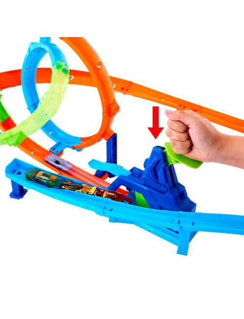 Hot Wheels Stunt Tracks Rapid Launch Cyclone Track Set product photo View 05 L