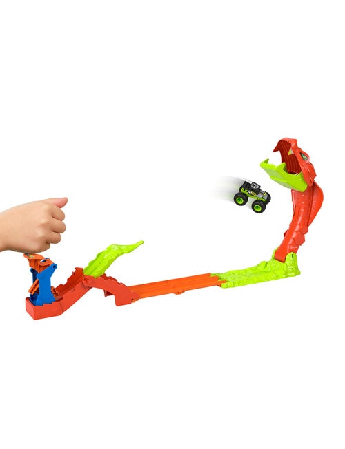 Hot Wheels Monster Trucks Snake Slam Takedown Playset product photo View 03 L