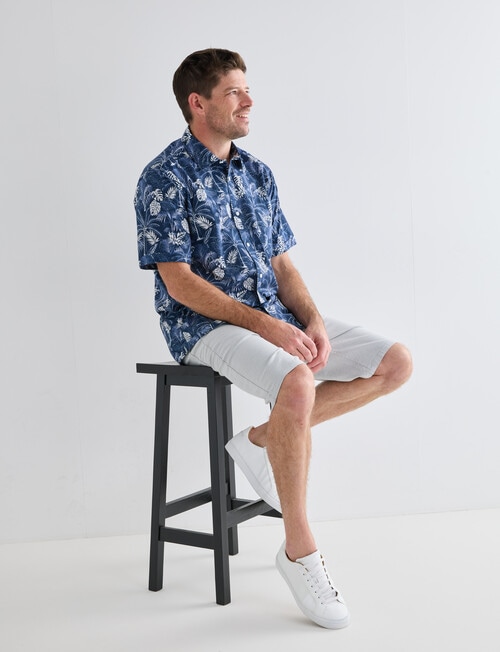 Chisel Palm Short Sleeve Shirt, Blue product photo View 03 L
