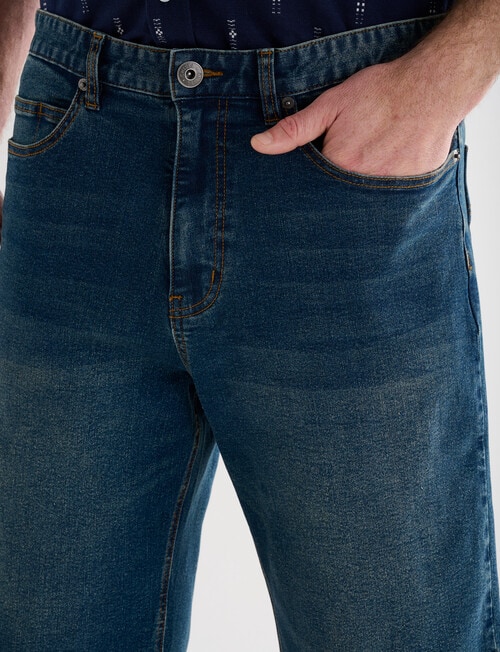 Chisel Stretch Denim Short, Mid Wash product photo View 04 L