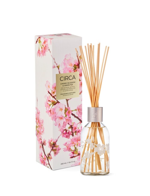 CIRCA Diffuser, 250ml, Cherry Blossom & Green Tea product photo View 02 L