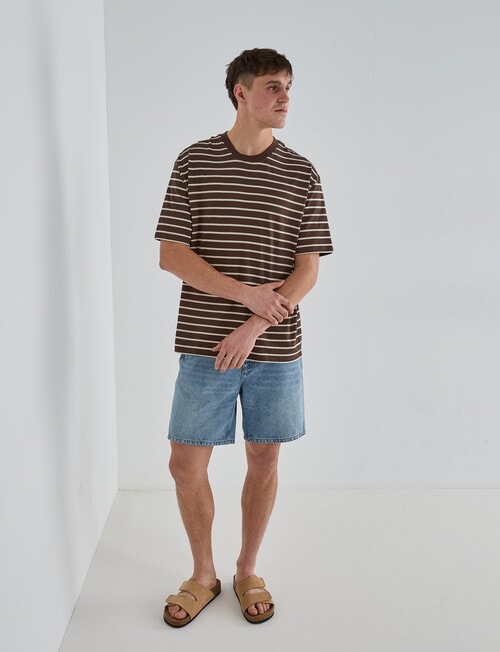 Gasoline Relaxed Ryder Tee, Espresso product photo View 03 L