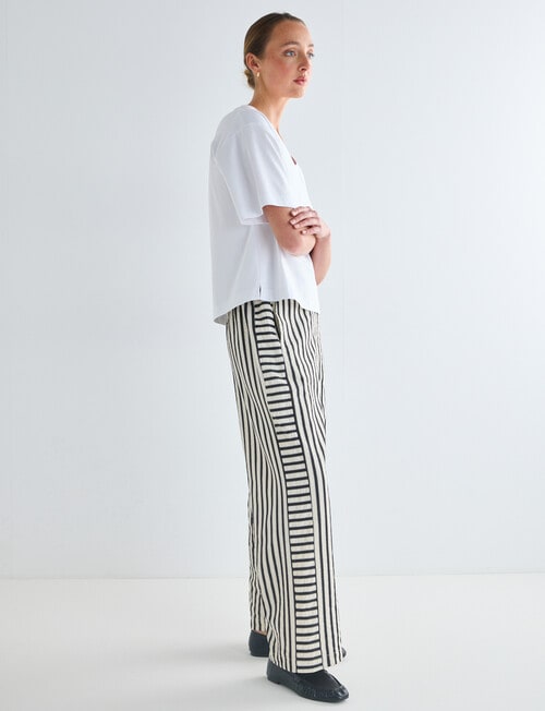 Jigsaw Element Seersucker Pant, Black Stripe product photo