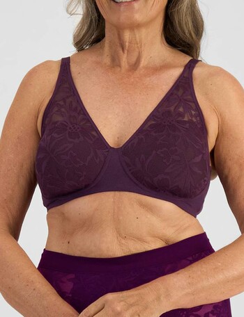 Playtex Ultralight Lace Wirefree Bra, Blackberry product photo