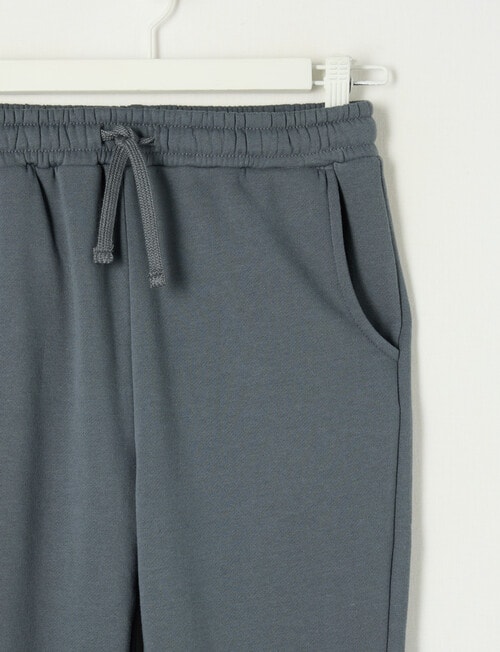No Issue Trackpant, Carbon product photo View 03 L