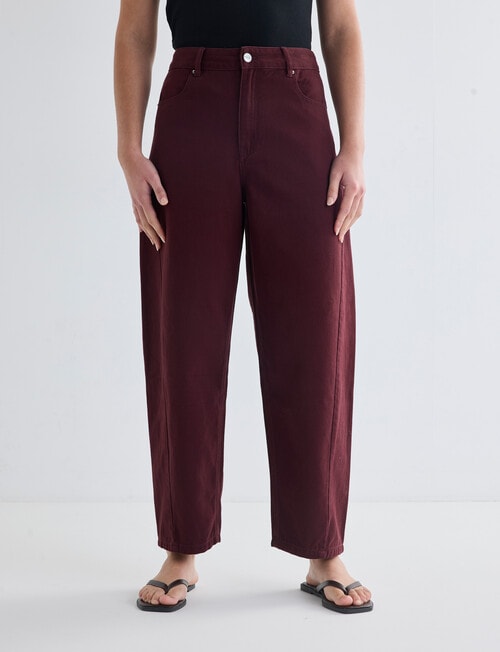 Mineral Stevie Relaxed Barrel Jean, Pomegranate product photo