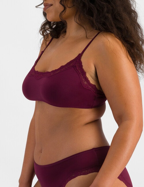 Bonds Bases Flex Lace Bralette, Queen Bee product photo View 02 L