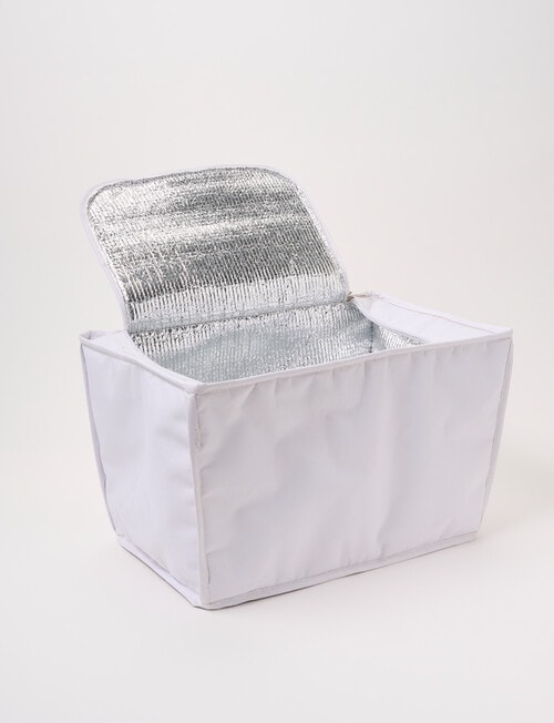 Terrace Prism Picnic Basket, Natural & White product photo View 08 L