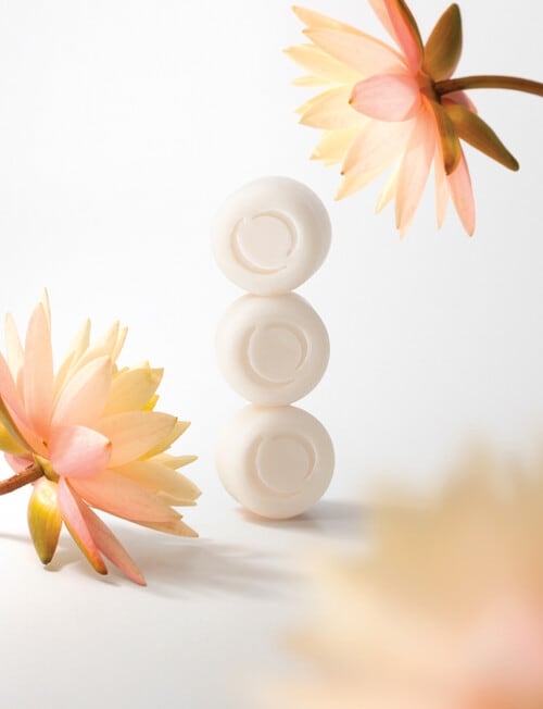 Ecoya Soy Wax Melts, Lotus Flower product photo View 02 L