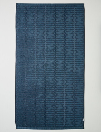 Verano Resort Shoal Beach Towel, Navy product photo