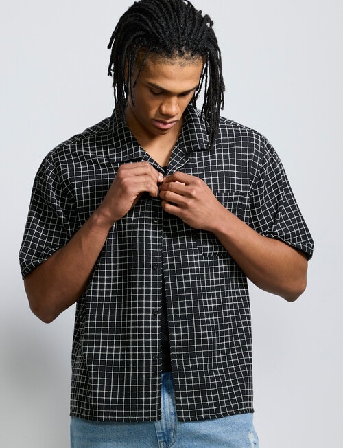AIR SPACE Club Shirt, Black product photo View 03 L