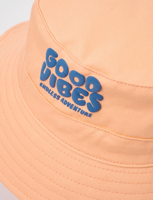 Mac & Ellie Good Vibes Bucket Hat, Peach product photo View 02 L