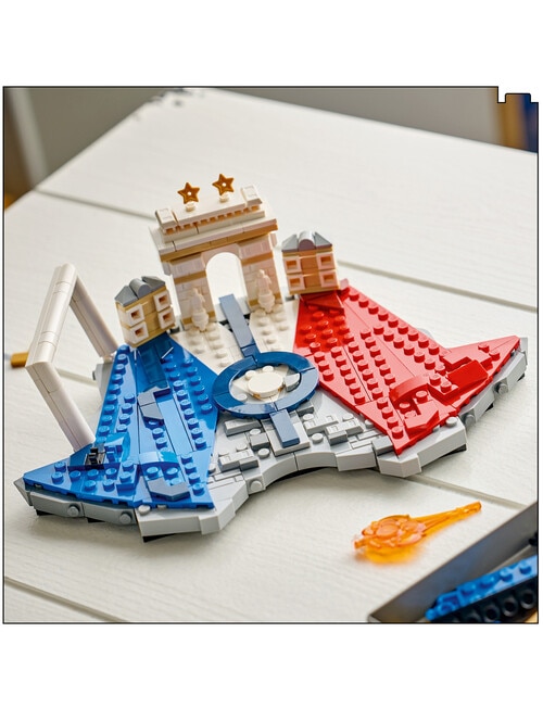 LEGO Kylian Mbapp&eacute;, Soccer Highlights, 43013 product photo View 05 L