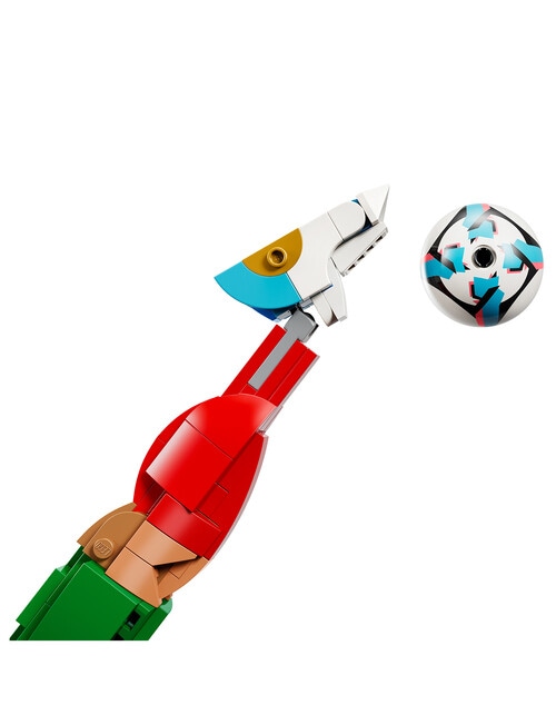 LEGO Cristiano Ronaldo, Soccer Legend, 43016 product photo View 06 L