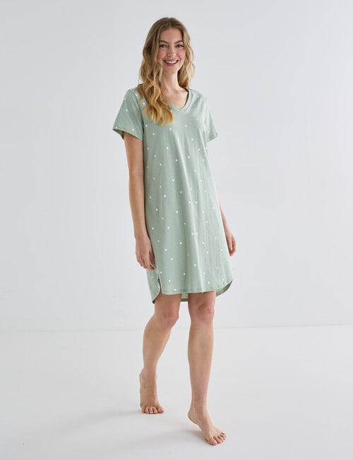 Zest Sleep Spot T-Shirt Nightie, Pistachio 8-22 product photo View 03 L