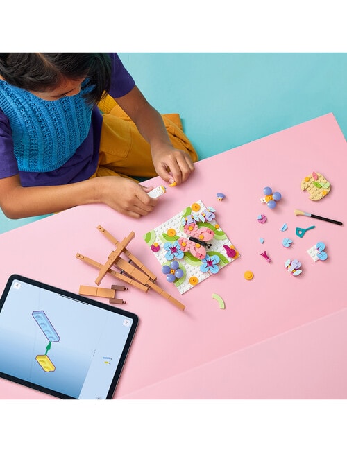 LEGO Creator 3-in-1 3-in1 Floral Art D&eacute;cor Painting, 31390 product photo View 03 L