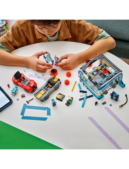 LEGO City City Drive-Through Car Wash - Building Kit, 60497 product photo View 04 L