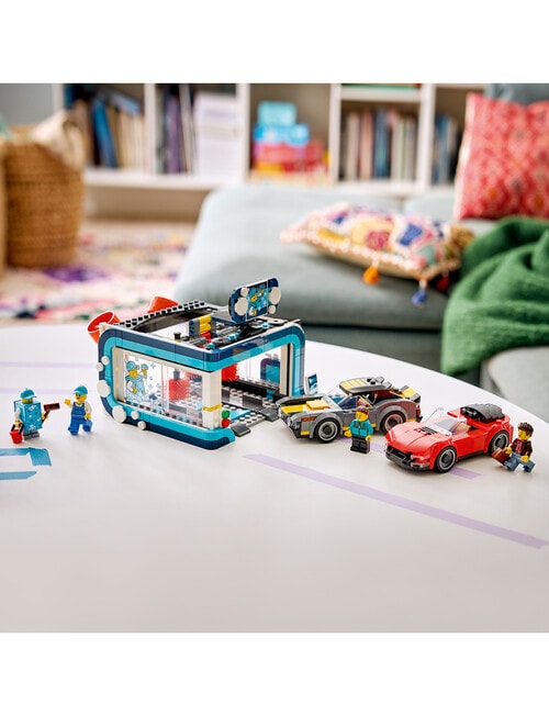 LEGO City City Drive-Through Car Wash - Building Kit, 60497 product photo View 06 L