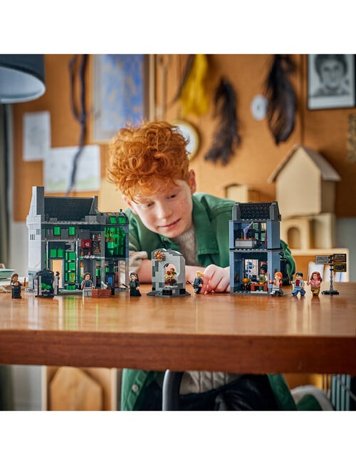 Harry Potter Knockturn Alley Wizarding Shops, 76471 product photo View 07 L