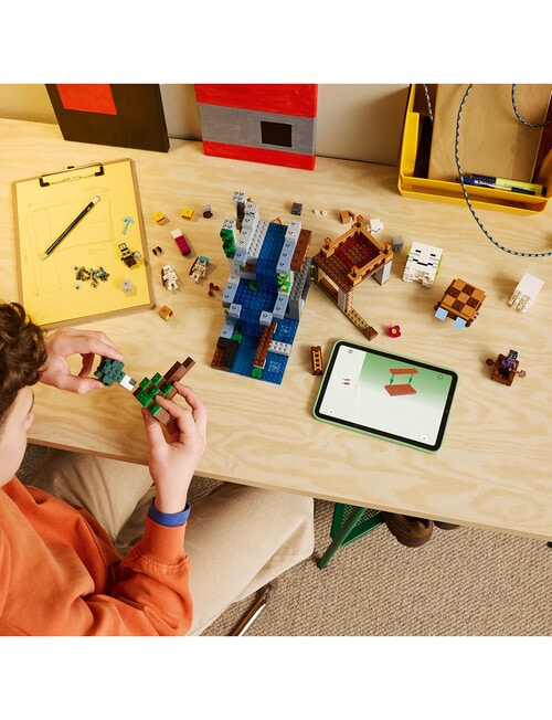 LEGO Minecraft Ghast Station, 21597 product photo View 04 L