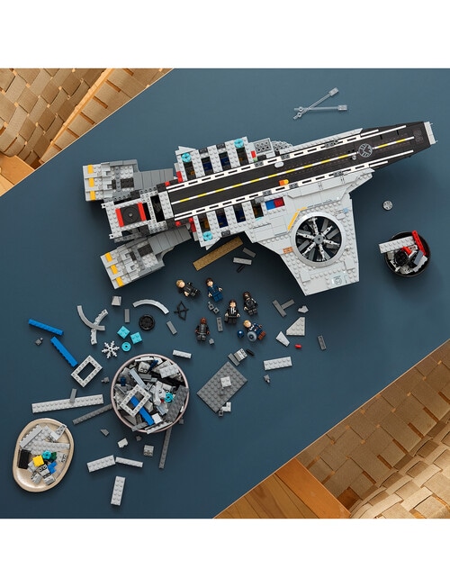 LEGO Superheroes S.H.I.E.L.D. Helicarrier, 76354 product photo View 05 L