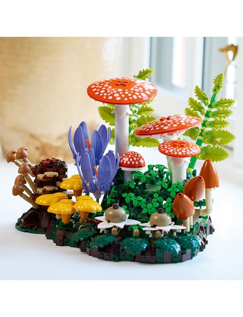 LEGO Botanicals Botanicals Woodland Mushrooms Building Set, 11505 product photo View 06 L