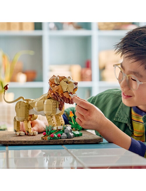 LEGO Creator 3-in-1 Creator 3 in 1 Wild Animals: Majestic Lion, 31386 product photo View 04 L