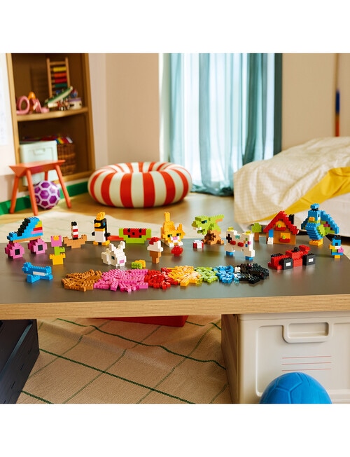 LEGO Classic Classic Creative Colourful Bricks Building, 11045 product photo View 05 L