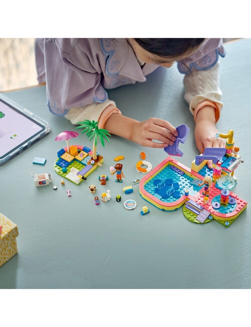LEGO Friends Friends Fun Water Park Day, 42676 product photo View 03 L