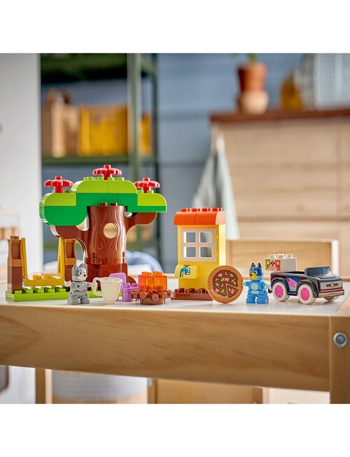 LEGO DUPLO Bluey Pizza Girls, 10469 product photo View 05 L
