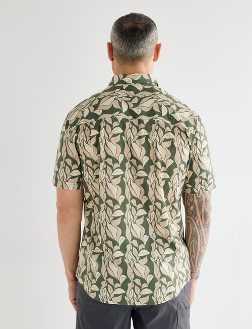 Kauri Trail Lawn Palm Print Short Sleeve Shirt, Khaki product photo View 02 L