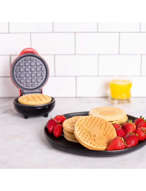Uncanny Pokemon Pikachu Mini Waffle Maker, WM3-POK-PI1-NZ product photo View 03 L