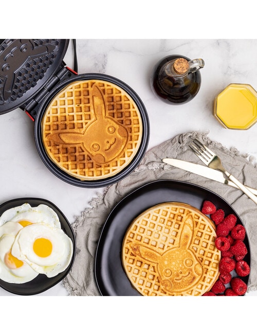 Uncanny Pokemon Pikachu Round Waffle Maker, WM1-POK-PIK-NZ product photo View 08 L