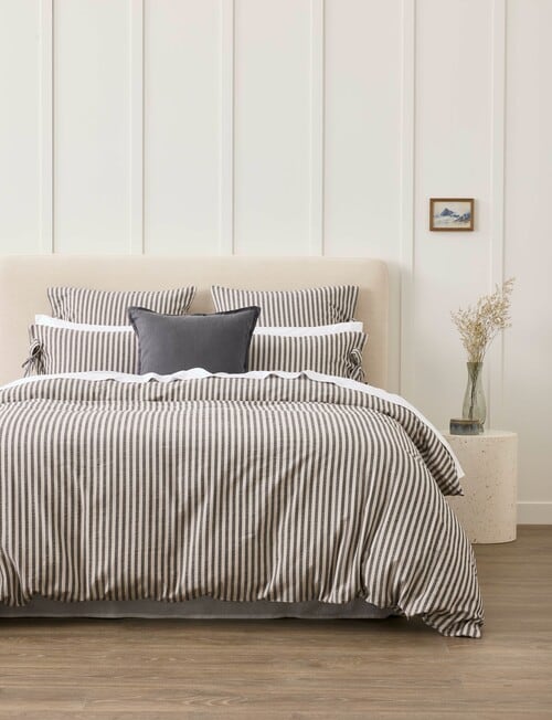 Kate Reed Camille Duvet Cover Set product photo View 02 L