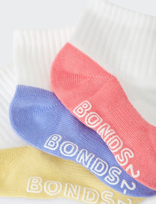Bonds Logo Outfitting Quarter Crew Socks, 3-Pack, Pink Multi product photo View 02 L