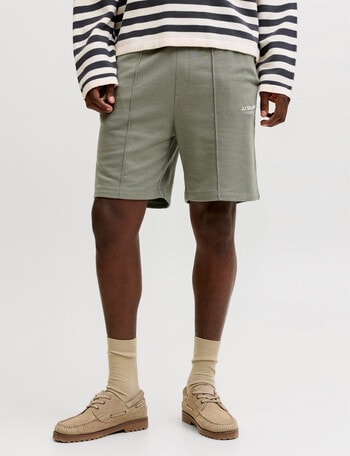 Jack & Jones Soho Kane Sweat Short, Vetiver product photo