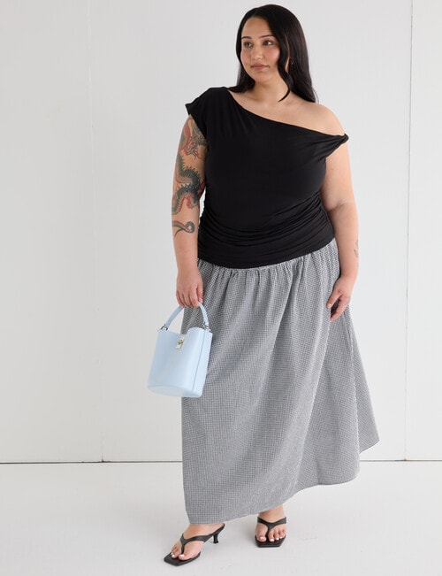 Amy & Ivy Asymmetrical Knit Top, Black product photo View 03 L