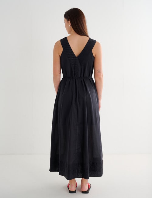 Mineral Rumi Pintuck Dress, Black product photo View 02 L