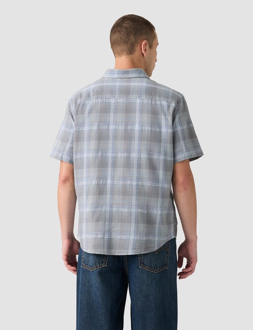 Levis Authentic Button Down Shirt, Moonlight Blue product photo View 02 L